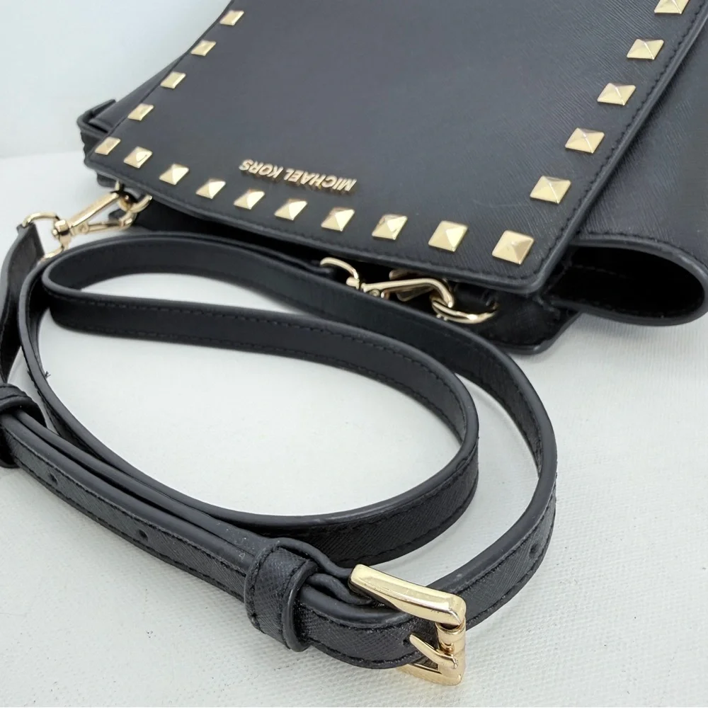 Michael Kors Selma Studded Medium Crossbody Black Saffiano Leather Gold Stud - Picture 9 of 14